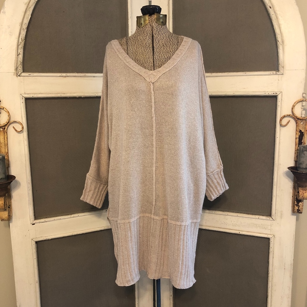 NWT L Love tunic sweater S/M taupe lavender
